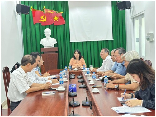 hoi kien truc su.jpg