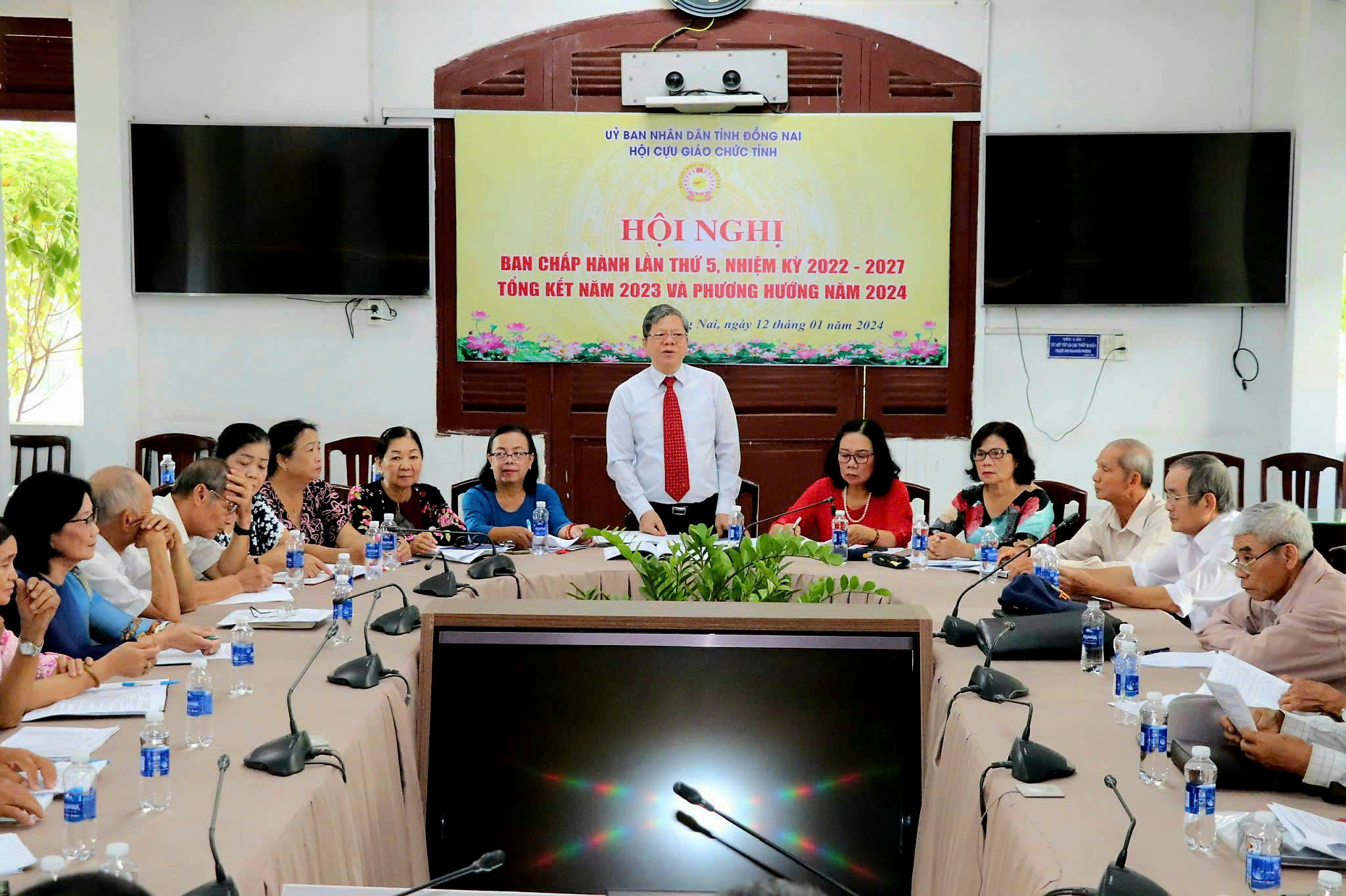 trinh 1.jpg