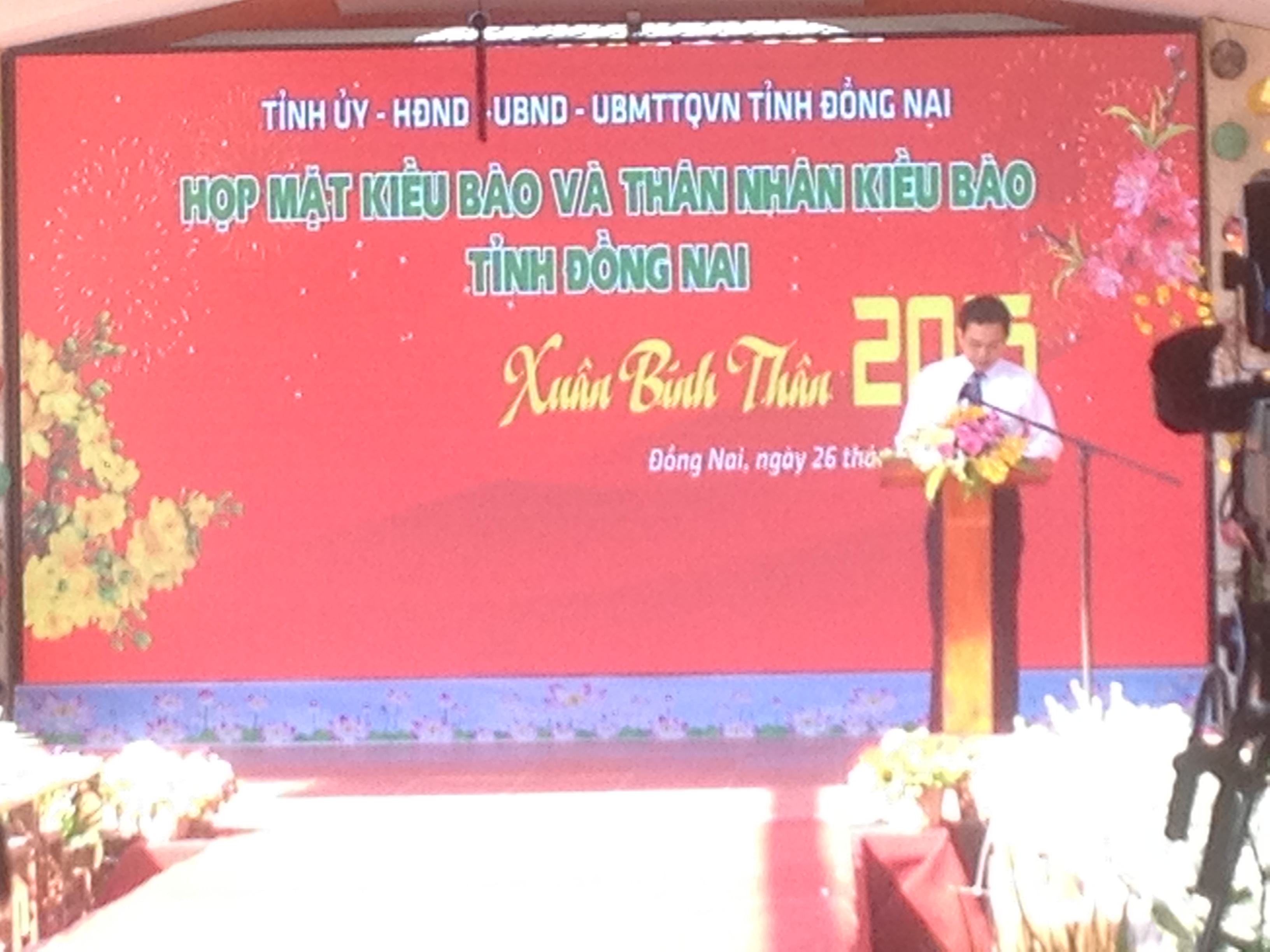 0anh hop kieu bao4.JPG