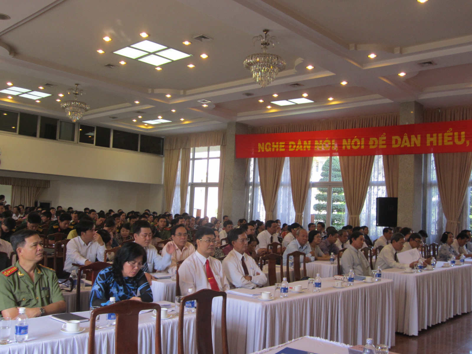 CÁN BỘ ĐỒNG NAI VỚI CÔNG TÁC “DÂN VẬN KHÉO” (2).JPG