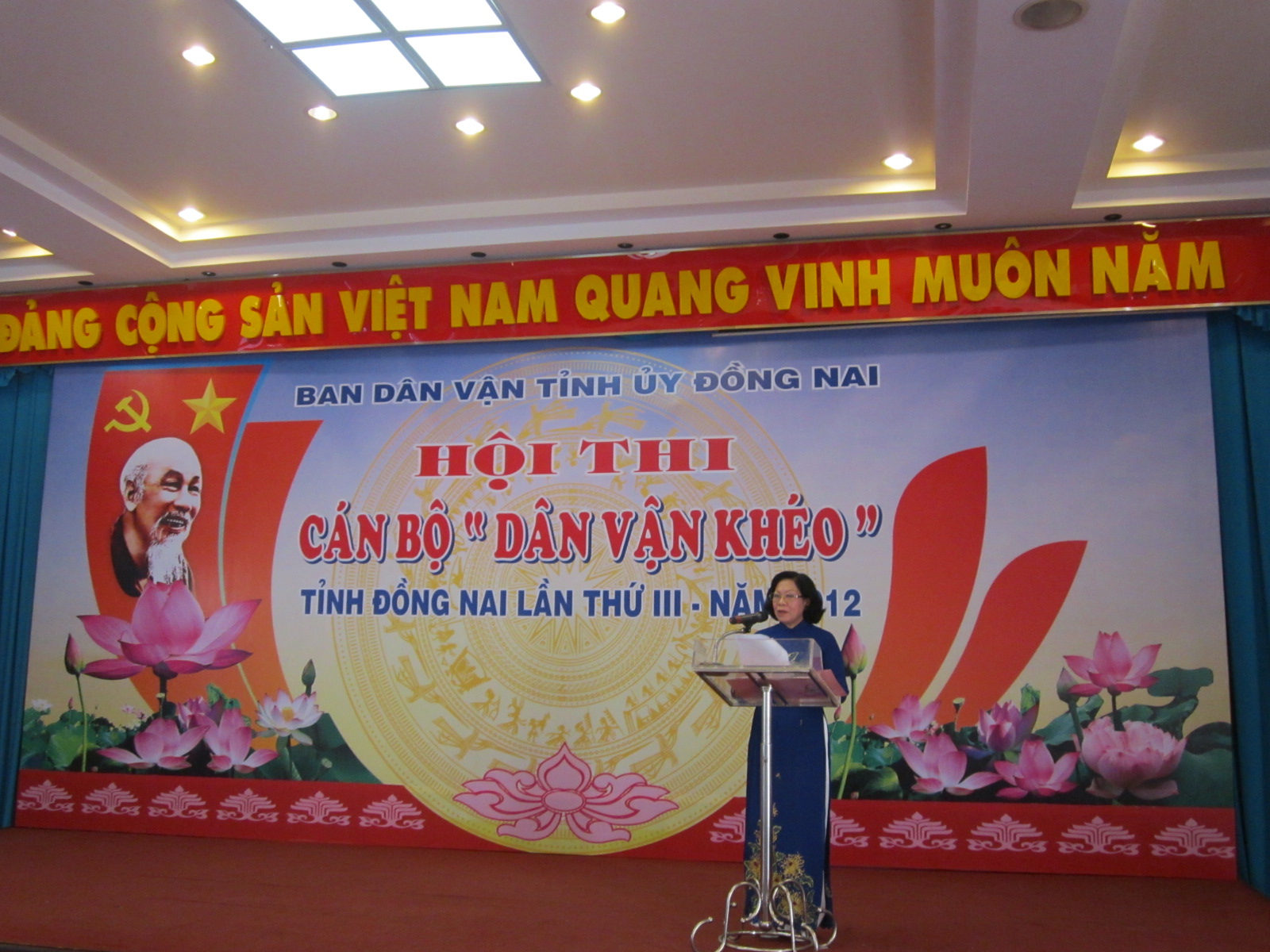 CÁN BỘ ĐỒNG NAI VỚI CÔNG TÁC “DÂN VẬN KHÉO”.JPG