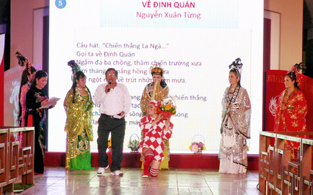 dem tho nguyen tiefffu 2014.jpg